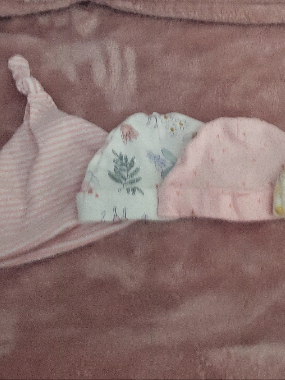 Pink Baby Knot and Cap Set - Soft Cotton Newborn Hats